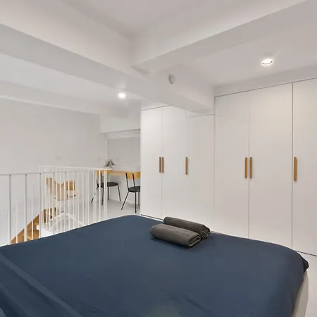 Mezzanine Des Invalides *