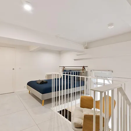 Mezzanine Des Invalides Apartment Paris