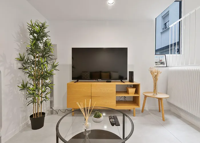 Mezzanine Des Invalides * Paris