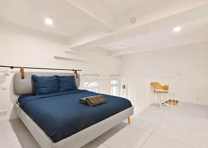 Mezzanine Des Invalides *